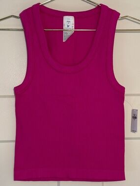 Old Navy Exhale Seamless Fitted Rib Tank Pink Medium NWT